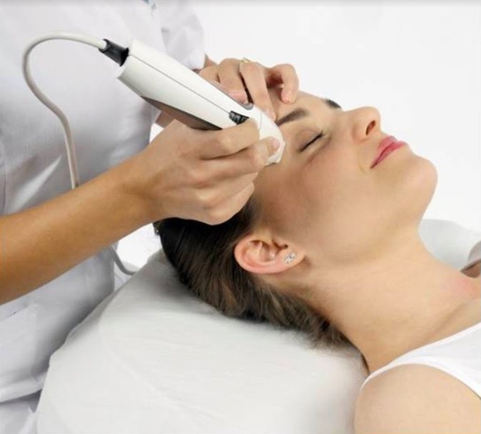 Pyramid Facelift, Best Anti-Ageing Facials Camberley